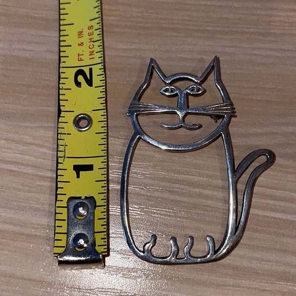 Vintage Metal Cat Brooch / Pin - Picture 4 of 4